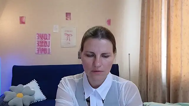Živý XXX chat Mirabelle_Velvet