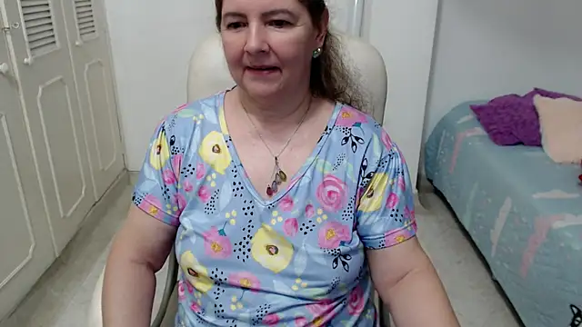 leonela_69 Chat XXX in diretta