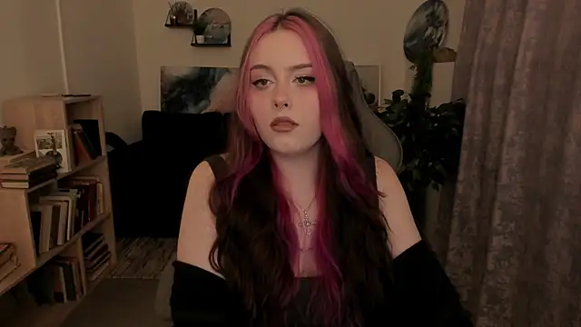 CoraMiel live XXX chat
