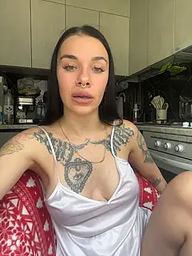 Queen_of_pain: онлайн-секс-чат
