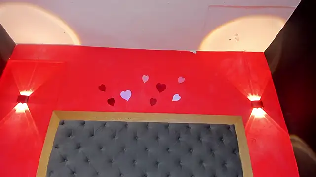 YayaHilton Live XXX-chat