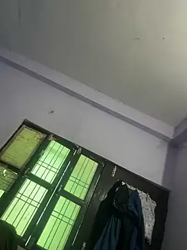 Pertunjukan Kamera Web yashu_03