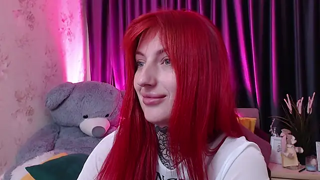 Nina_Blum_ Adlı Modelin Canlı XXX Sohbeti