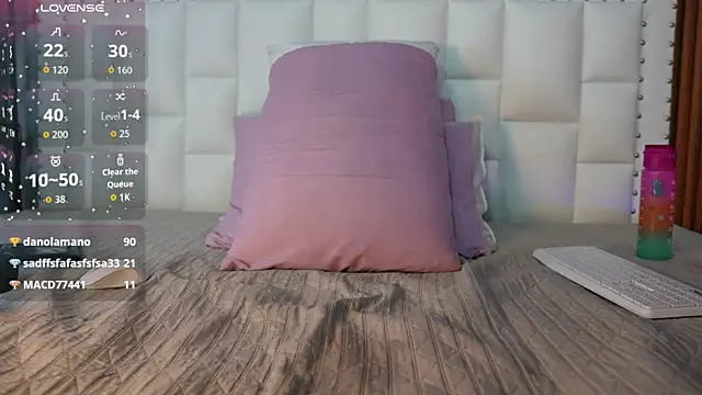 QuickHookupp élő XXX-chatje