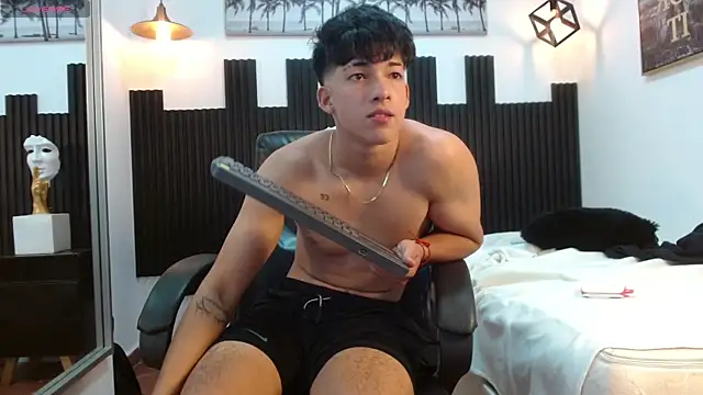 Chatroom XXX en direct de ren_storm