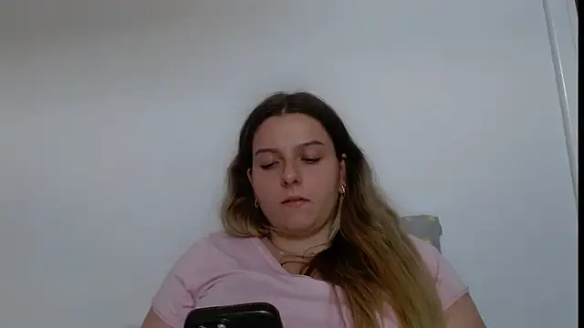 BritneySensual Adlı Modelin Canlı XXX Sohbeti