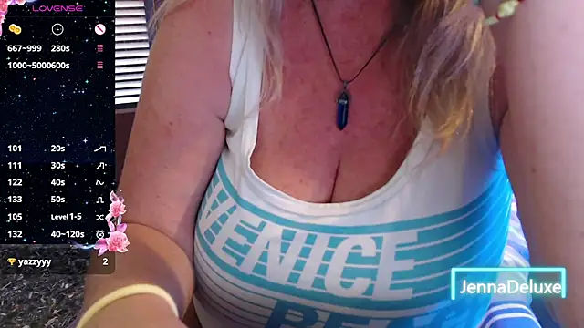 Živý XXX chat JennaDeluxe