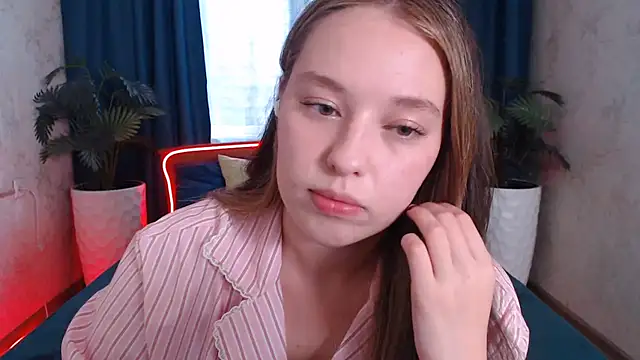 PureLedy Chat XXX live