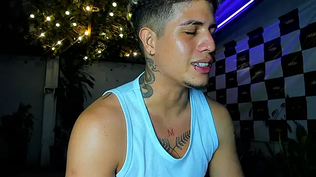 Živý XXX chat dominic_connor