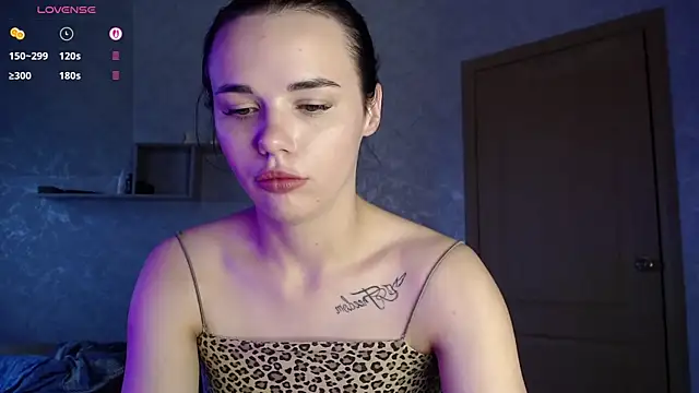 Kseni_a's Live XXX Chat