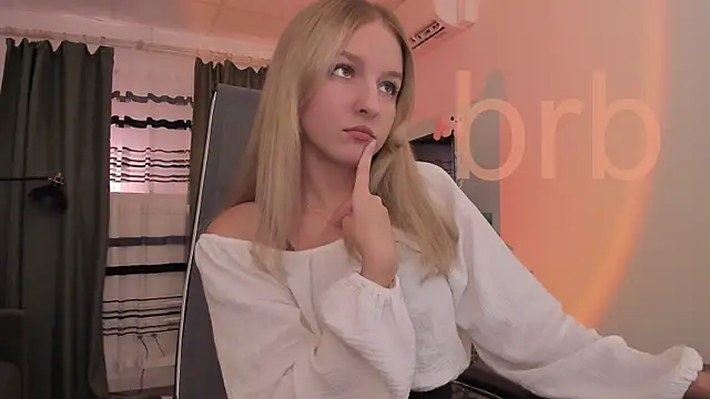 ViolaMore's Live XXX Chat