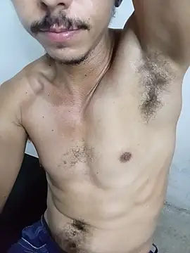 Chat XXX en directo de MagrinhoSaradoo