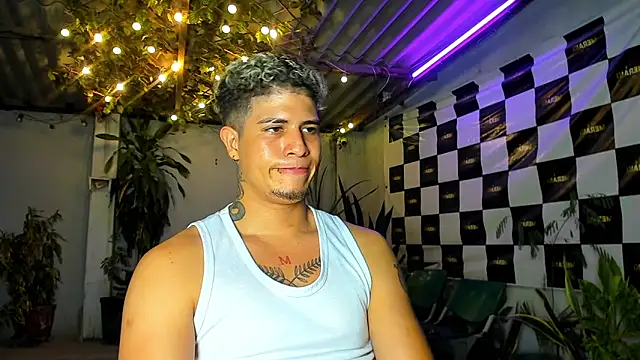 Chat XXX en directo de dominic_connor