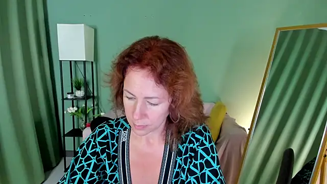 LeticiaRomano Chat XXX live