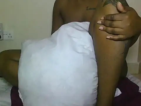 XXX chat uživo modela Africanqueen24
