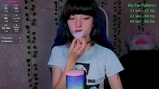 mistyverse's Live XXX Chat