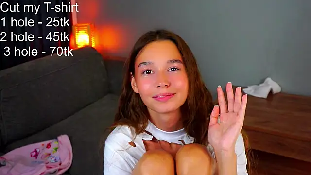 Chat +18 de SallieLenorud ao vivo