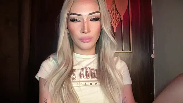 Alicegreenexx élő XXX-chatje