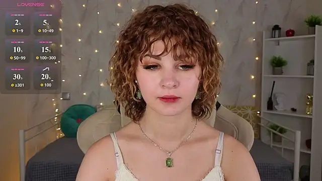 Kira__Fluffy's Live XXX Chat
