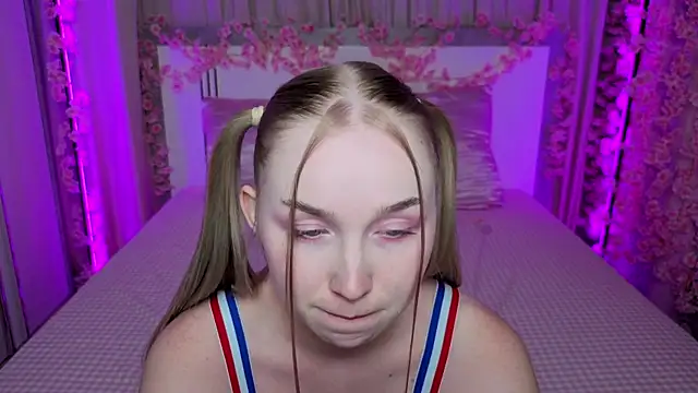 LilyStarlight's Live Chat Room