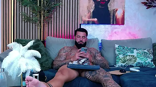 Chat XXX ao vivo de masterkingofmusclee