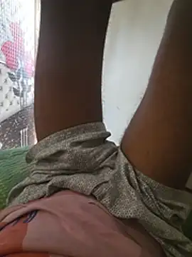 saurabh5272's Live XXX Chat