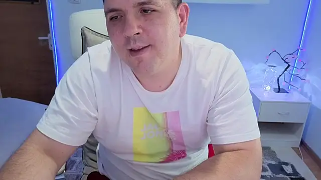 JasonJacks Adlı Modelin Canlı XXX Sohbeti