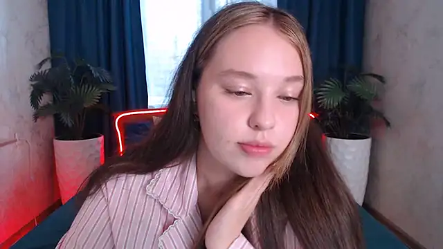 Онлайн чат XXX PureLedy