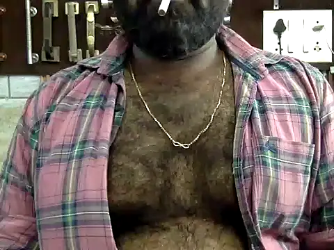 naughtydaddyy Chat XXX in diretta