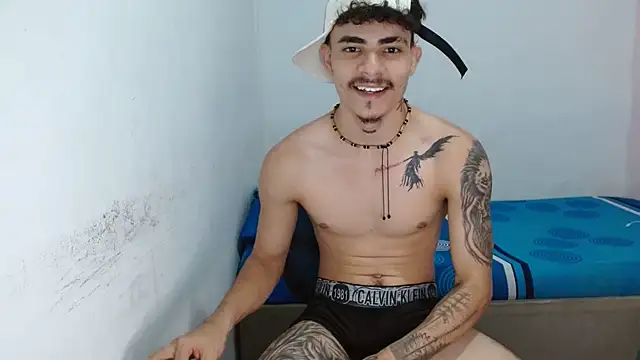 Chatroom XXX en direct de Arzu_08