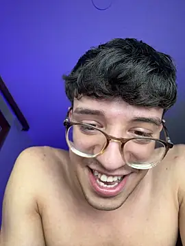 ArthurDavies21_'s Live XXX Chat