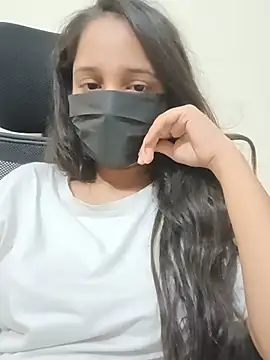 Aalia-Bhatt's Live XXX Chat