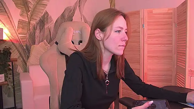 DamnWitchhn Live XXX chat