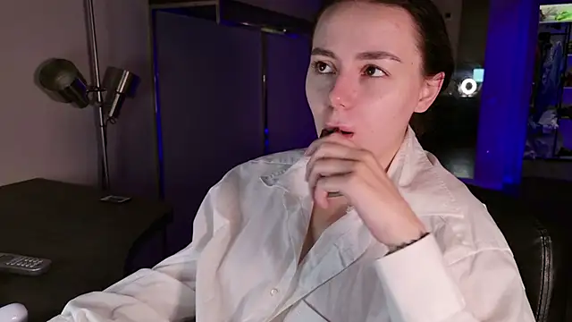 Živý XXX chat Di_na_Bell