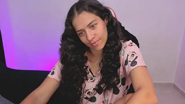 daniela_rivasthl's Live XXX Chat