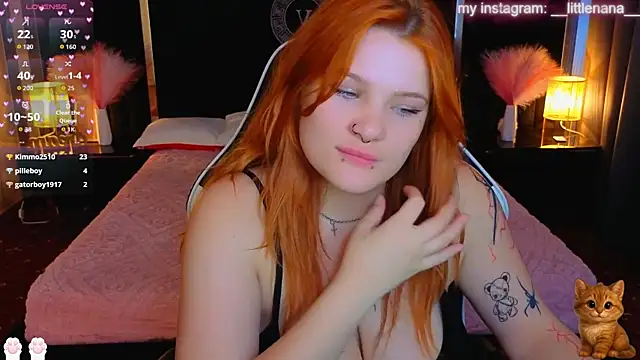 Clumsy_Nana's Live XXX Chat