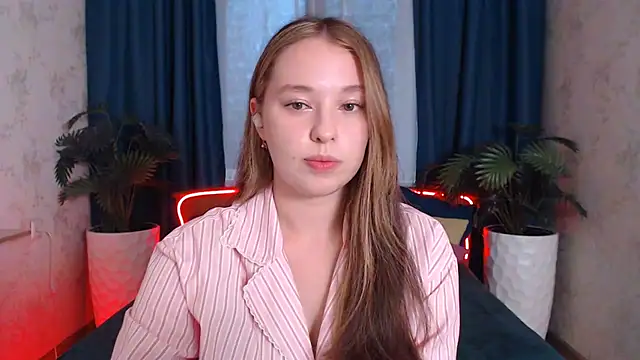 PureLedyn Live XXX chat