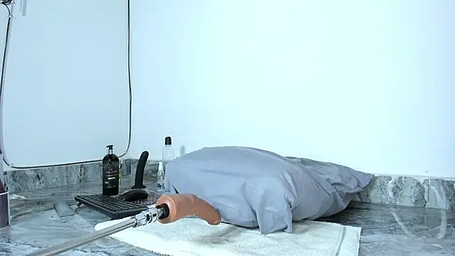 Benjamin_Buster: απευθείας συνομιλία ΧΧΧ