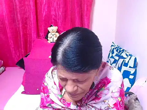sluttyrox's Live XXX Chat