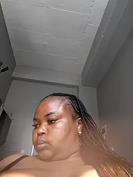Curveysinaa's Live XXX Chat