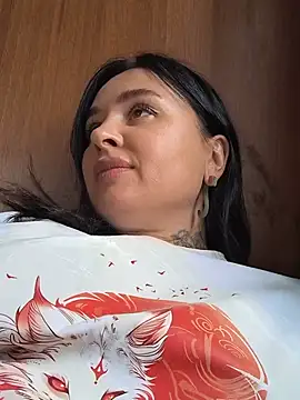 KikiXRed Chat XXX in diretta