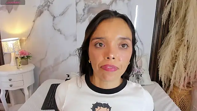 hannahill69's Live XXX Chat