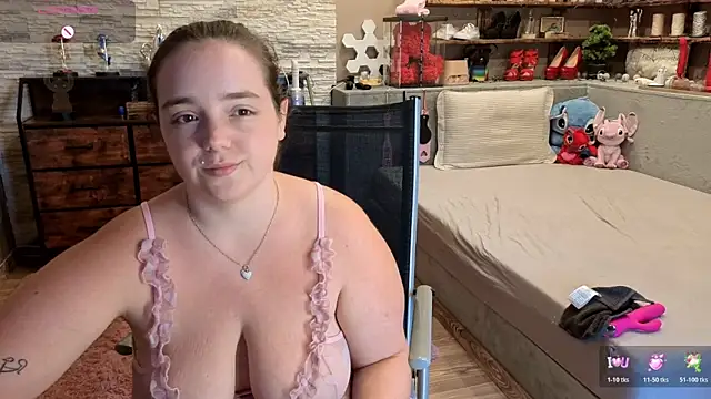 Kimberly-Caprice Live XXX-chat