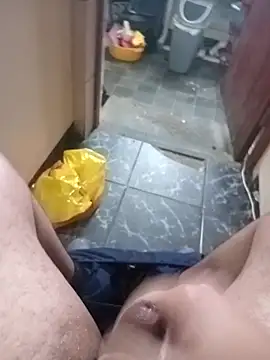 NuttyProfesir 现场XXX聊天