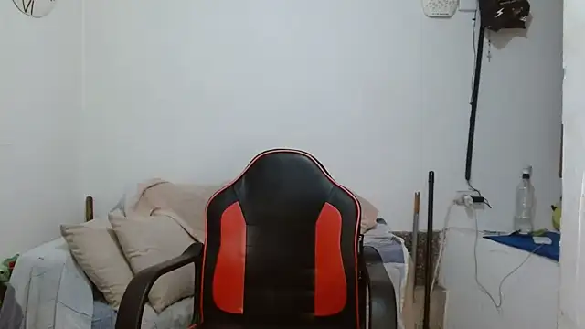 XXX chat uživo modela angelamarie1