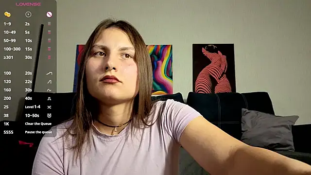 دردشة TrixiBell الجنسية المباشرة