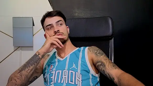 Chat XXX ao vivo de BrandonTate