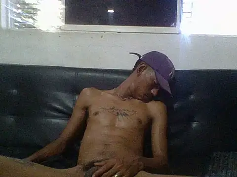AlbertBigCock Live XXX Chat