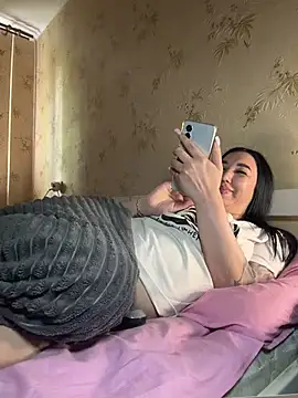 Naughtbaby_2025's Live XXX Chat