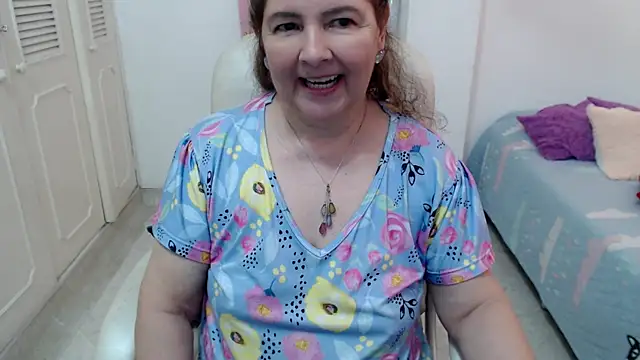 צ'אט XXX בשידור חי של leonela_69